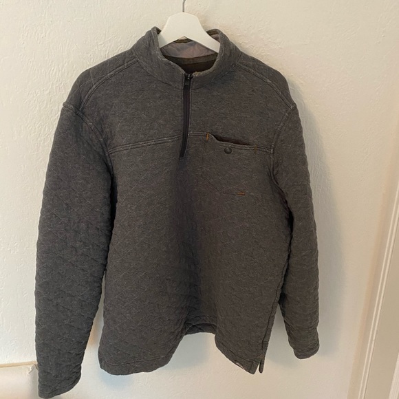 Eddie Bauer quilted pullover